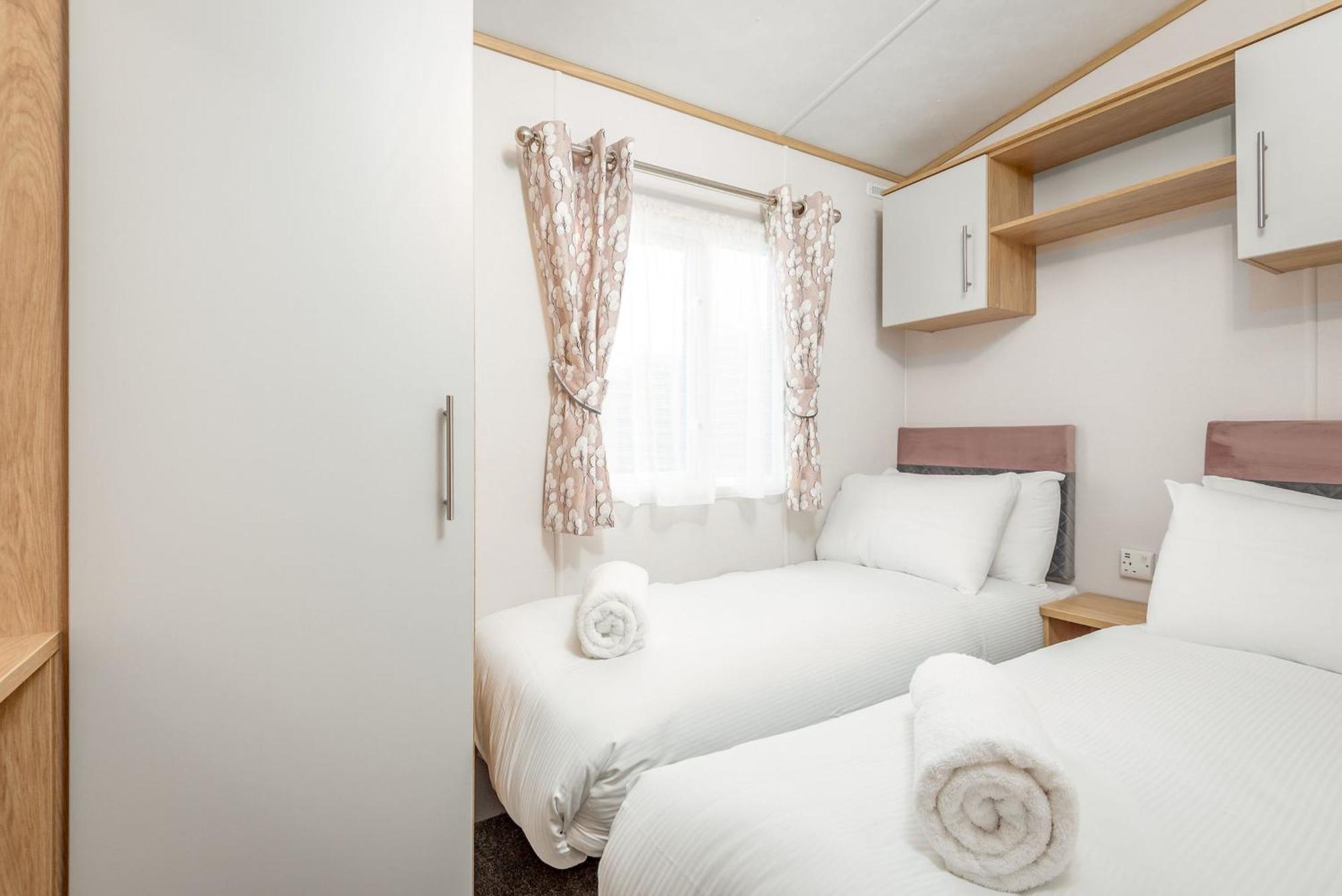 No 2 - St Andrews Park Holiday home Strathkinness